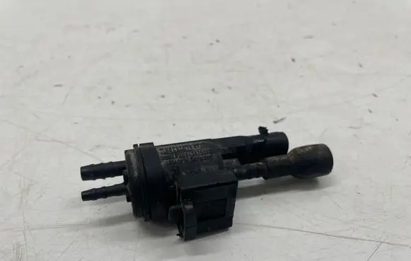 Mercedes-Benz C W204 Valve vacuum 0025407097