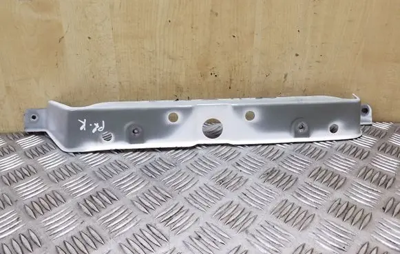 Opel Antara Fender mounting bracket