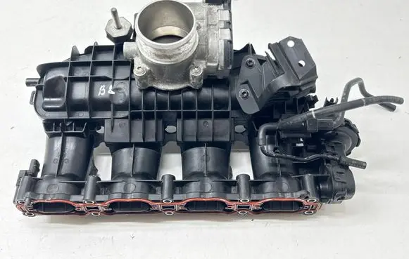 Volkswagen PASSAT B8 USA Intake manifold 06L133201 06K133062AG 070218