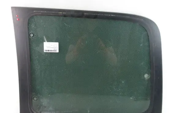 Peugeot Partner Rear side window 