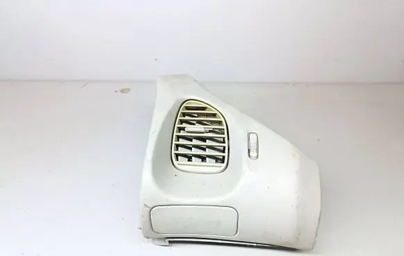 Nissan Almera Tino Dashboard side air vent grill/cover trim 68210BU200 K10281