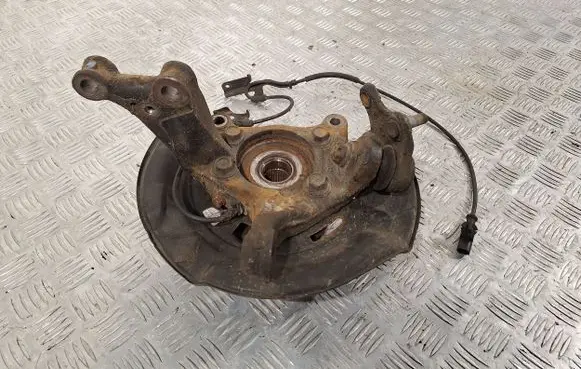 Front wheel hub