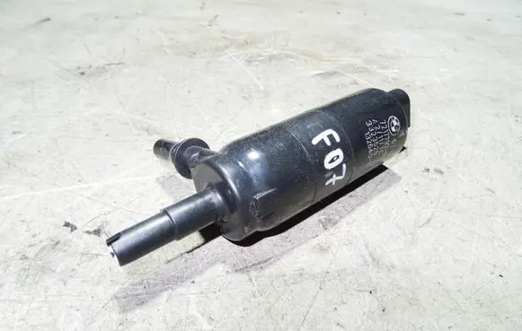 BMW 5 GT F07 Headlight washer pump 67127217792