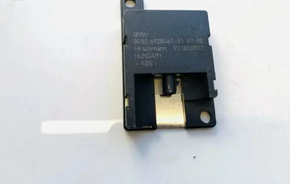 BMW 3 E46 Antenna control unit 8450692846101 84506928461-01