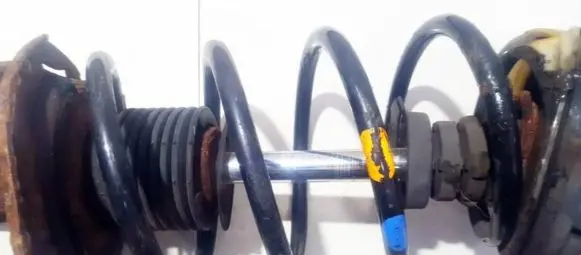 Renault Megane II Front coil spring