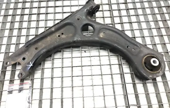 Skoda Kamiq Front control arm 