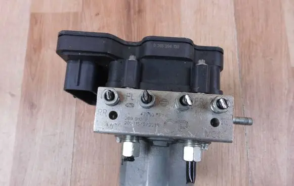Nissan X-Trail T32 ABS Pump 476607FY1E 0265294130