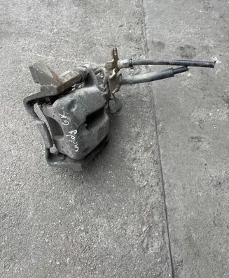 Volkswagen Caddy Rear brake caliper