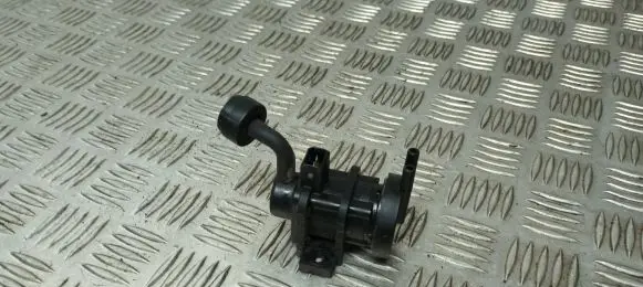 Opel Zafira A Turbo solenoid valve 4715396 4522371