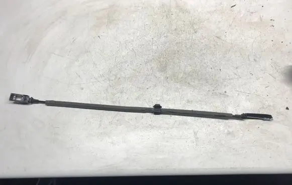 Ford Focus Front door cable line 