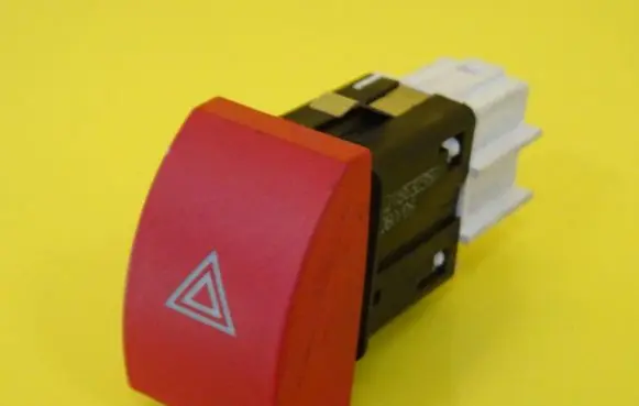 Skoda Octavia Mk2 (1Z) Hazard light switch 1Z0953235A