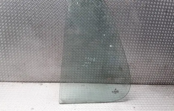 Volkswagen Golf IV Rear vent window glass 