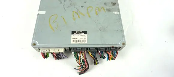 Jaguar XK8 - XKR Engine control unit/module ECU LNC1410BB 0797008530