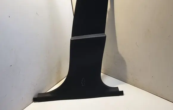 BMW 5 E60 E61 (B) pillar trim (bottom) 7027090
