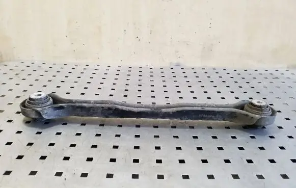 Rear control arm