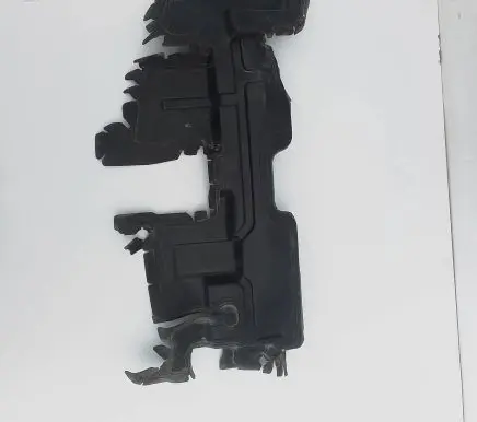 Opel Grandland X Intercooler air guide/duct channel YP00028080 YP00117880 YP00015280
