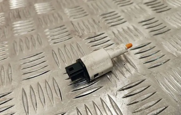 Renault Scenic III - Grand scenic III Brake pedal sensor switch 253200005R 2023W