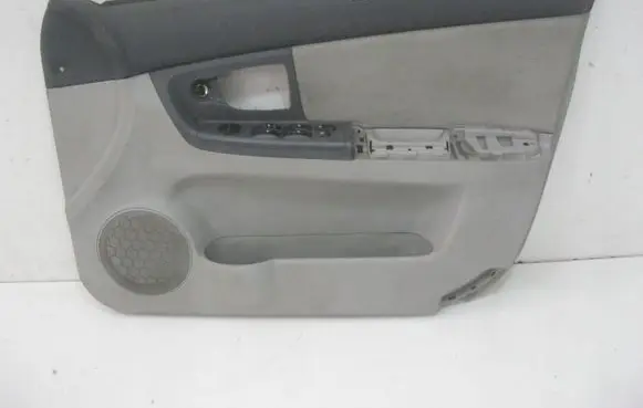 Ford Fiesta Front door card panel trim 20060308
