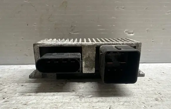 Nissan X-Trail T32 Glow plug pre-heat relay RCS812 8200558438A
