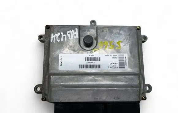 Volvo V50 Engine control unit/module P30650677