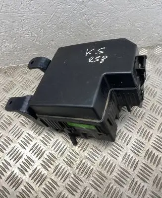 KIA Sorento Fuse box set 912212P494