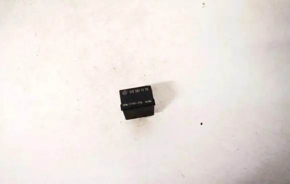 Mercedes-Benz R W251 Other relay 0025421119