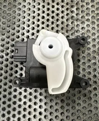 Renault Trafic III (X82) Air flap motor/actuator T1020397J 1000194010 0201151A
