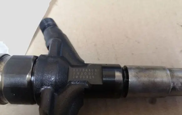 Subaru Legacy Fuel injector 16613AA030