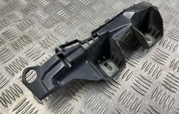 Mercedes-Benz C W205 Rear bumper mounting bracket A2058850465