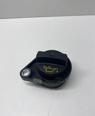 Ford Focus Oil filler cap GK2Q6B612AC