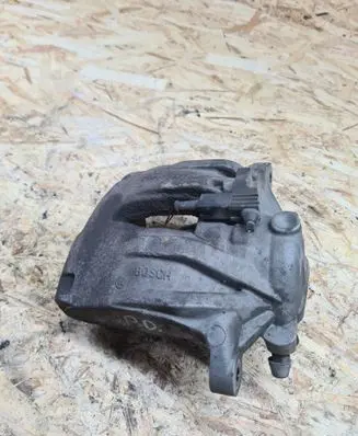 Mercedes-Benz E W211 Front brake caliper Z06028295RE