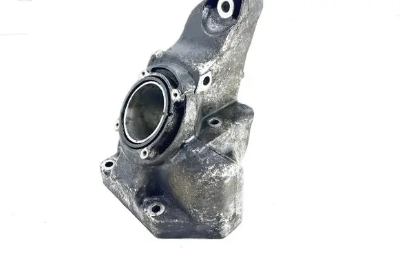 Mercedes-Benz C W204 Engine mounting bracket A6462230604 GD01415