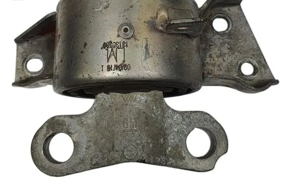 Opel Adam Engine mount vacuum valve 13130739
