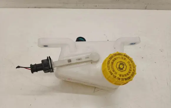 MG ZS Brake fluid reservoir 33561189