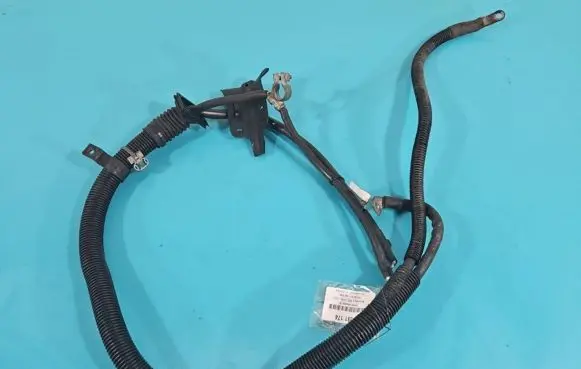 Mercedes-Benz S W221 Positive cable (battery) A221540261 IMPRK1391174