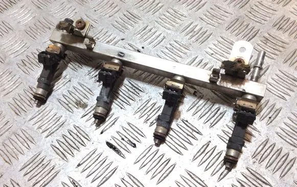 Fuel injectors set