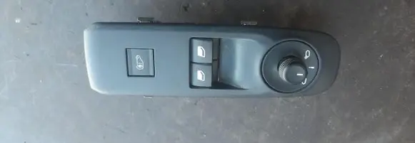 Citroen Berlingo Electric window control switch 98208816ZD