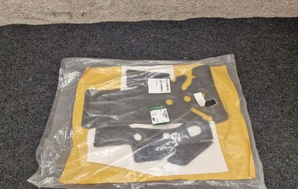 Jaguar F-Pace Other engine bay part T2H40427