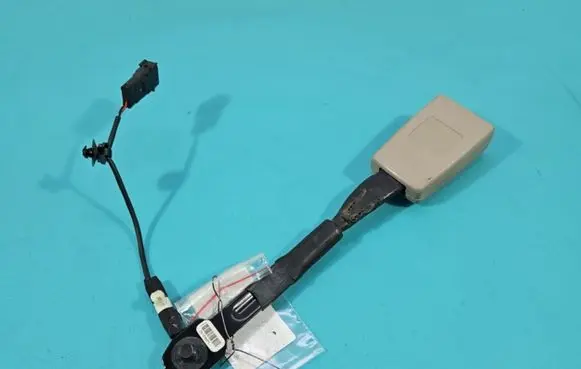Ford Escape III Front seatbelt 787Z90PL IMPRK1417025