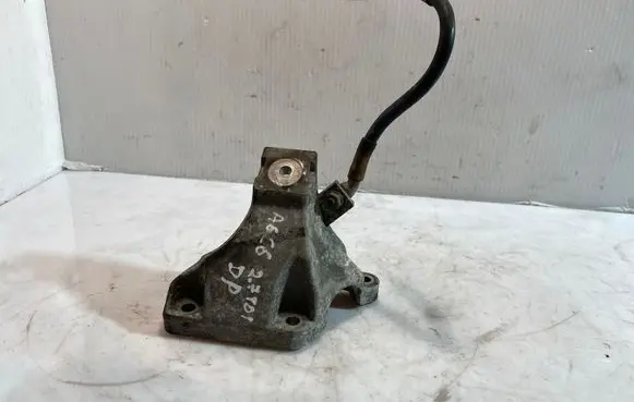 Audi A6 S6 C6 4F Engine mounting bracket 4F0199308AB