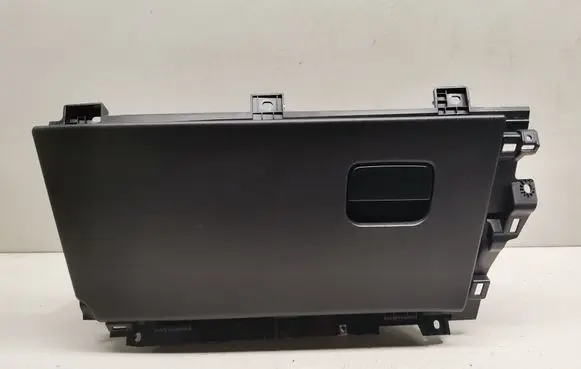 Land Rover Evoque II Glove box K8D2060T10B