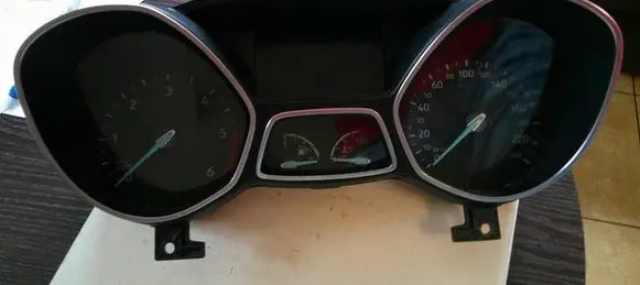 Ford Kuga II Speedometer (instrument cluster) FV4T10849LF SALFG2857 C520K