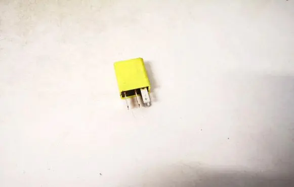 Opel Zafira A Other relay 24433728 702.22