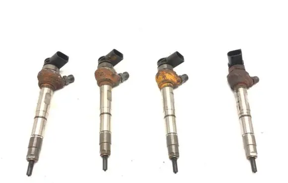 Fuel injectors set