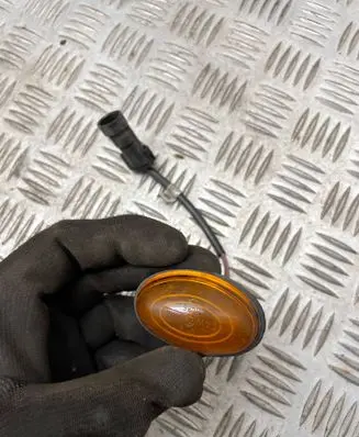 Chrysler Voyager Front fender indicator light 