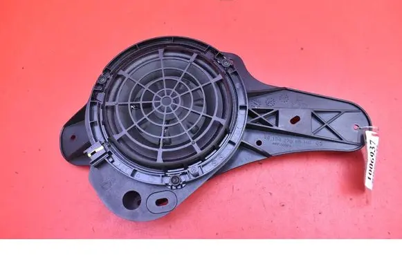 Opel Grandland X Subwoofer speaker 9813827080
