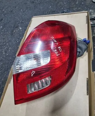 Skoda Fabia Mk2 (5J) Rear/tail lights Zsb5j645096