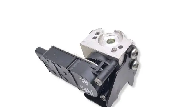 Land Rover Range Rover Sport L461 Air conditioning (A/C) expansion valve M9R38D304AA