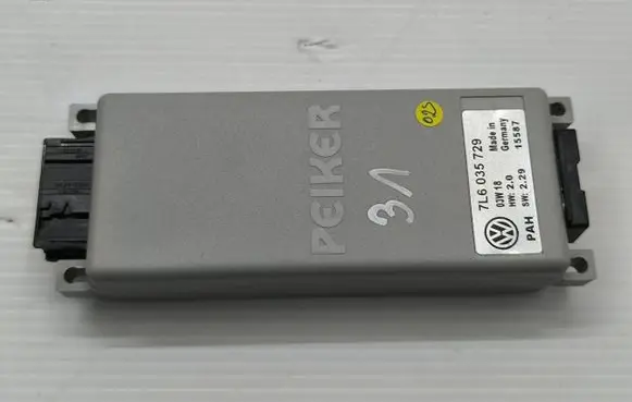 Volkswagen Touareg I Voice control module 7L6035729