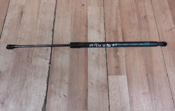 Mitsubishi Outlander Tailgate strut 5802A782